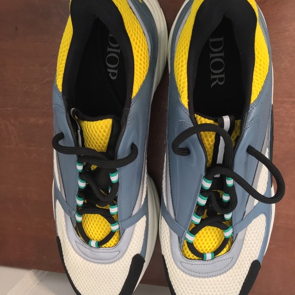 Dior B22 Authentic Blue/Beige Sneakers Made in Italy serial number 20ADC 51. - Picture 6 of 12